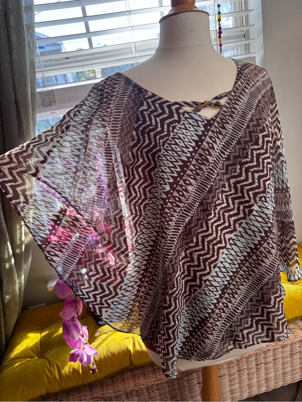 Sheer Chevron Print Poncho Top - Black & White - Picture 3 of 9